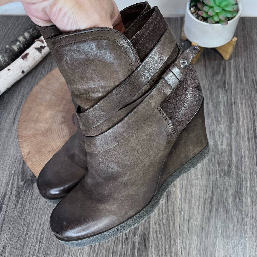 * Miz Mooz Brown Leather Wedge Ankle Booties | Narcissa Strap Boot | EU 38/7.5-8 - Picture 11 of 15